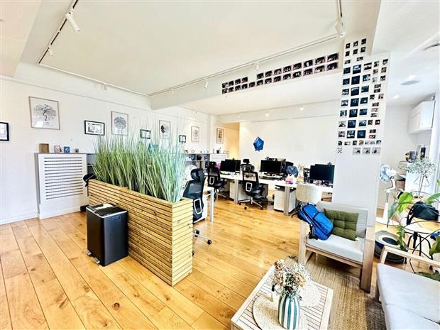 Bureau Location 75009 PARIS 94 RUE SAINT LAZARE