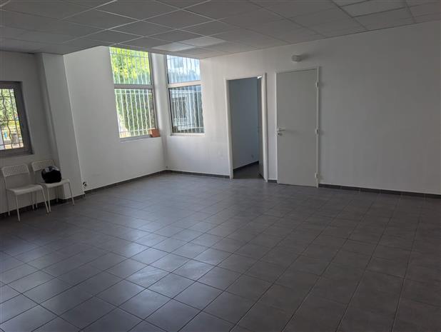 Local d'activités Location 13127 VITROLLES