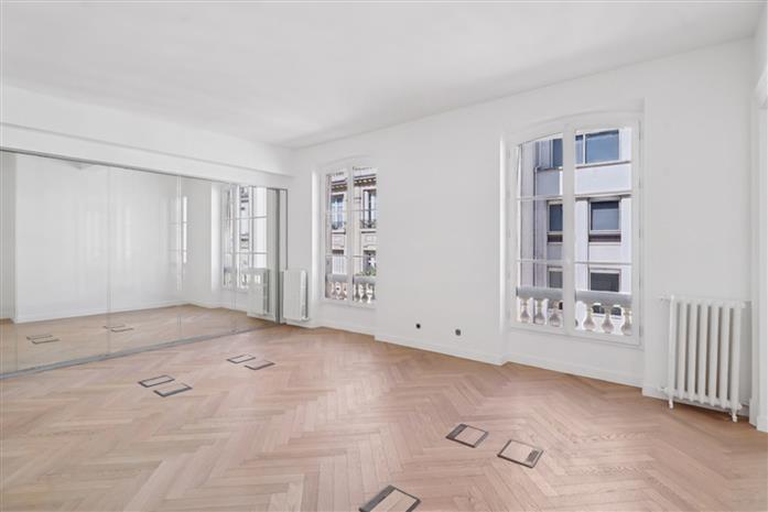 Bureau Location 75009 PARIS 44 RUE BLANCHE
