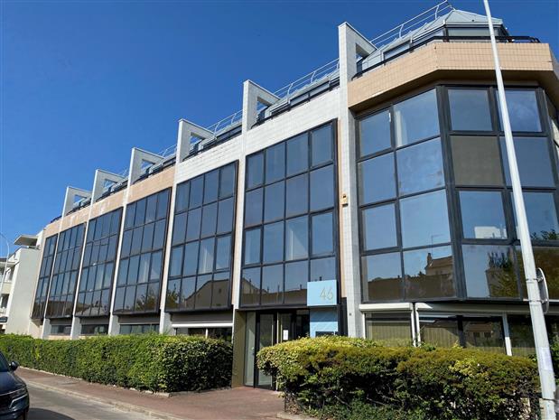 Bureau Location 94250 GENTILLY