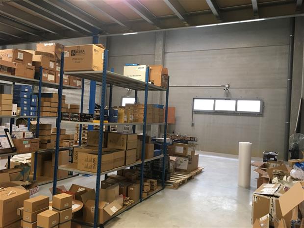 Local d'activités Vente/Location 77127 LIEUSAINT