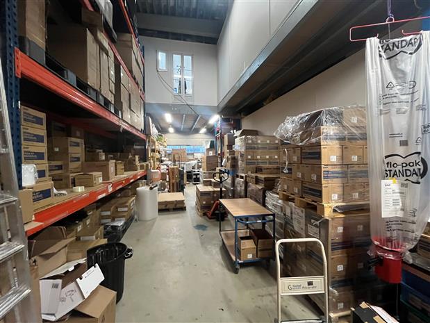 Local d'activités Vente/Location 77127 LIEUSAINT