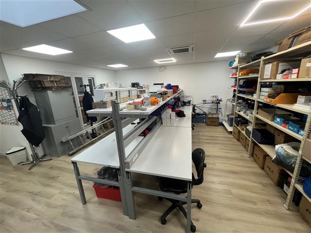 Local d'activités Vente/Location 77127 LIEUSAINT