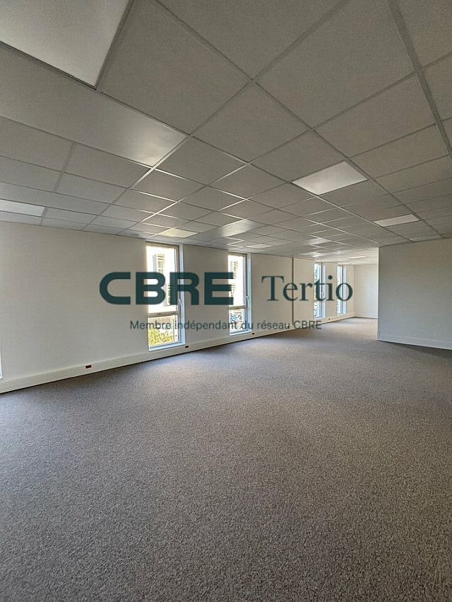 Bureau Location 37100 TOURS