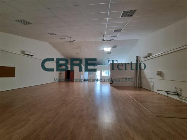 Commerce Location 37170 CHAMBRAY-LES-TOURS