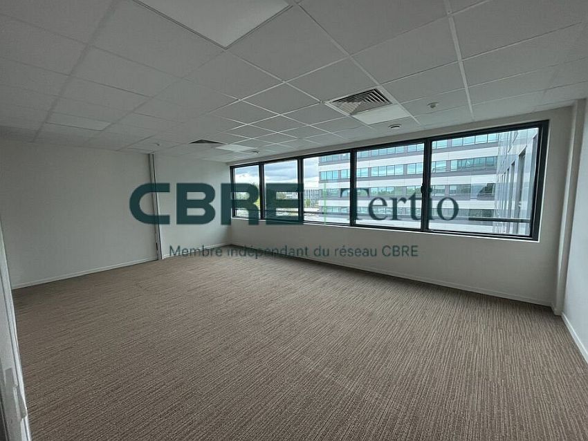 Bureau Location 37100 TOURS