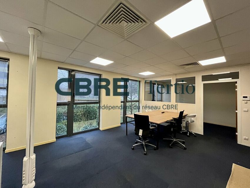 Bureau Location 37100 TOURS