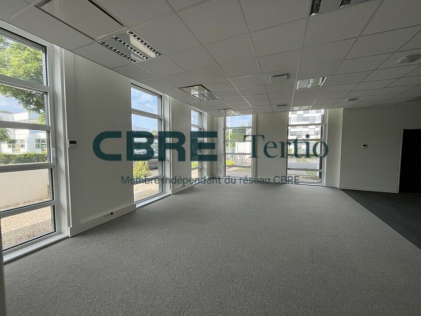Bureau Location 37200 TOURS