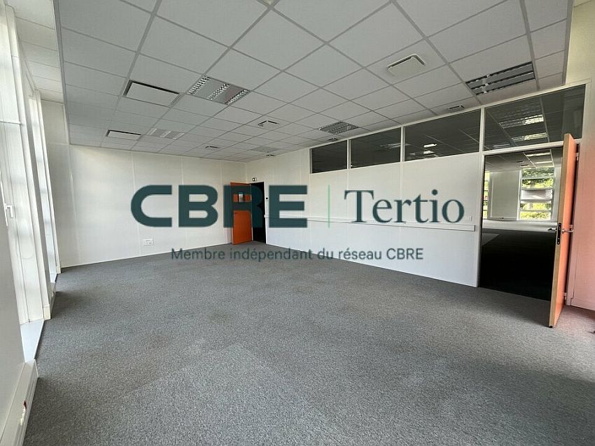 Bureau Location 37200 TOURS