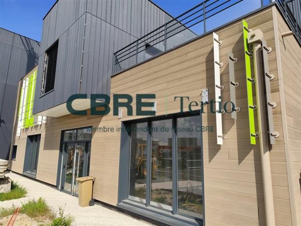 Commerce Location 37700 LA VILLE AUX DAMES