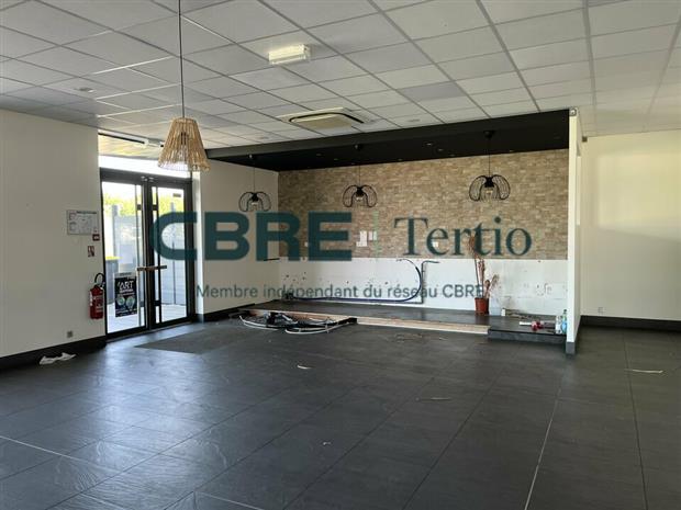 Commerce Location 37540 SAINT-CYR-SUR-LOIRE