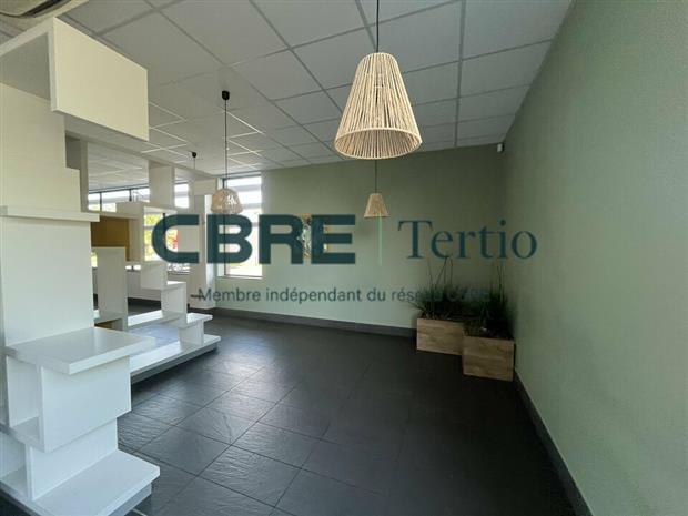 Commerce Location 37540 SAINT-CYR-SUR-LOIRE