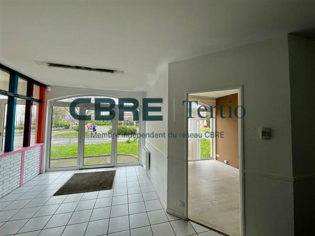 Commerce Location 37000 TOURS