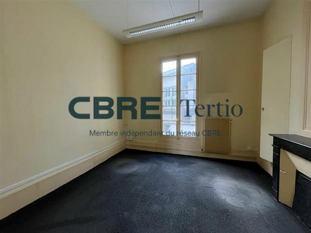 Bureau Location 37000 TOURS