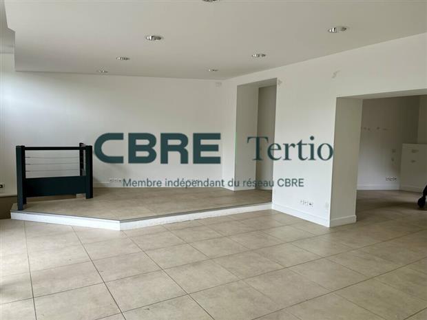 Commerce Location 37540 SAINT-CYR-SUR-LOIRE