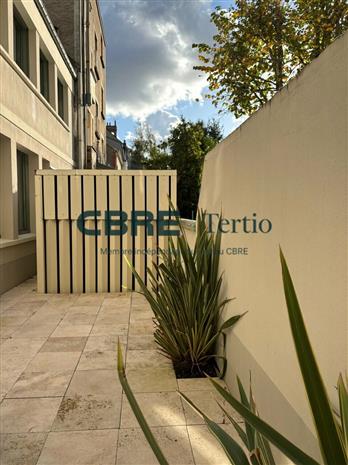 Local d'activités Location 37000 TOURS