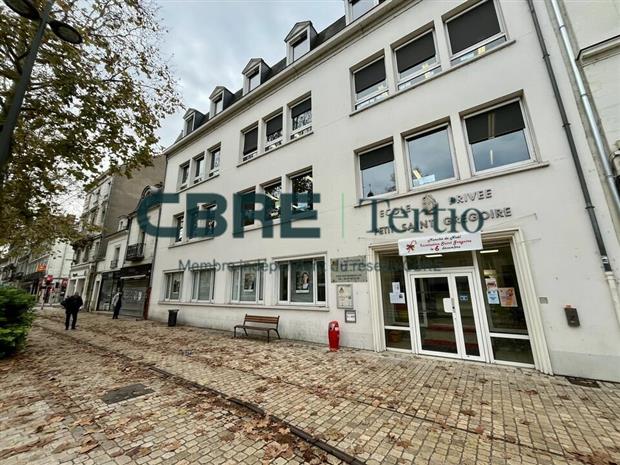 Commerce Location 37000 TOURS