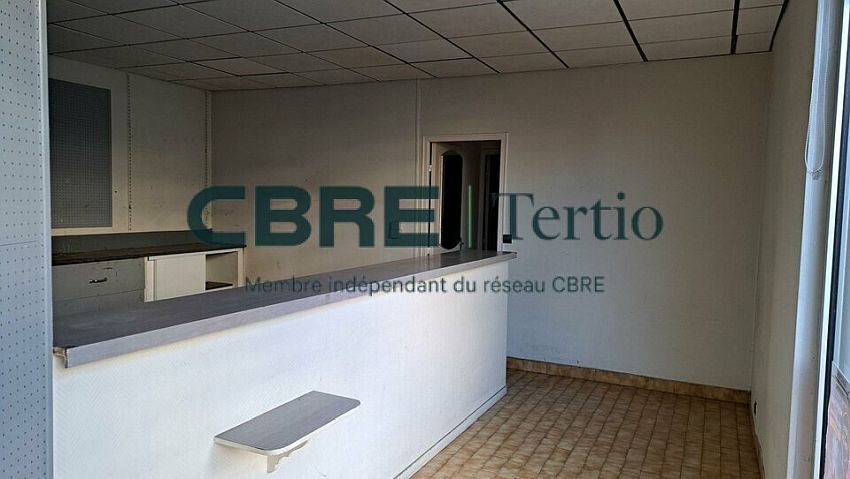 Commerce Location 37000 TOURS