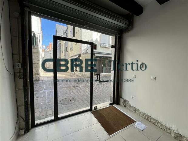 Commerce Location 37000 TOURS