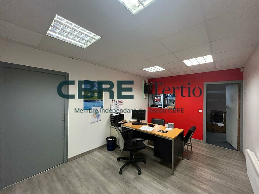 Commerce Location 37540 SAINT-CYR-SUR-LOIRE