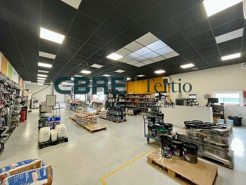 Commerce Location 37540 SAINT-CYR-SUR-LOIRE