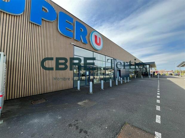 Commerce Location 37340 SAVIGNÉ-SUR-LATHAN