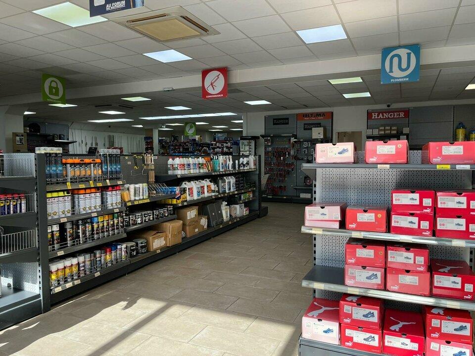 Commerce Location 37100 TOURS