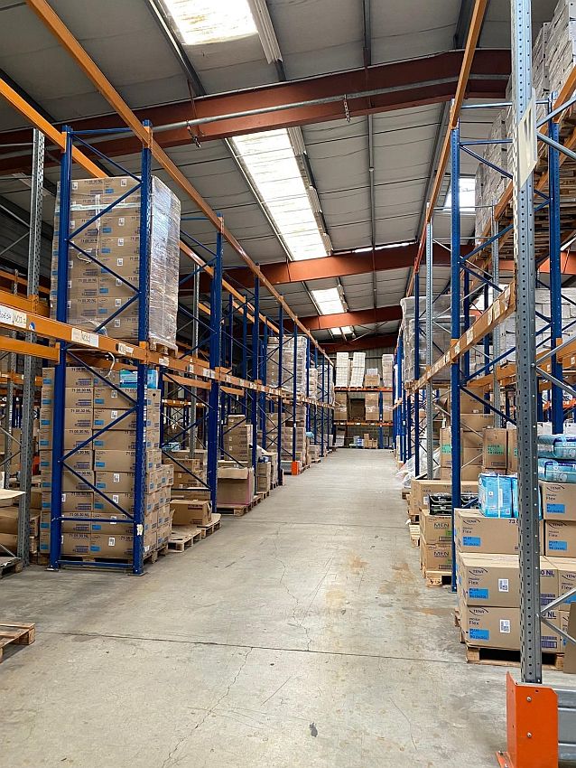 Entrepôt / Local d'activités Location 13790 ROUSSET