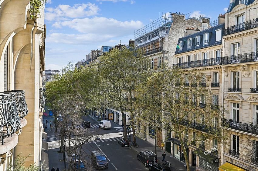 Bureau Location 75116 PARIS 50 AVENUE VICTOR HUGO