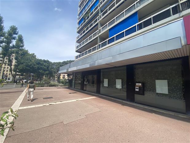 Commerce Location 13006 MARSEILLE