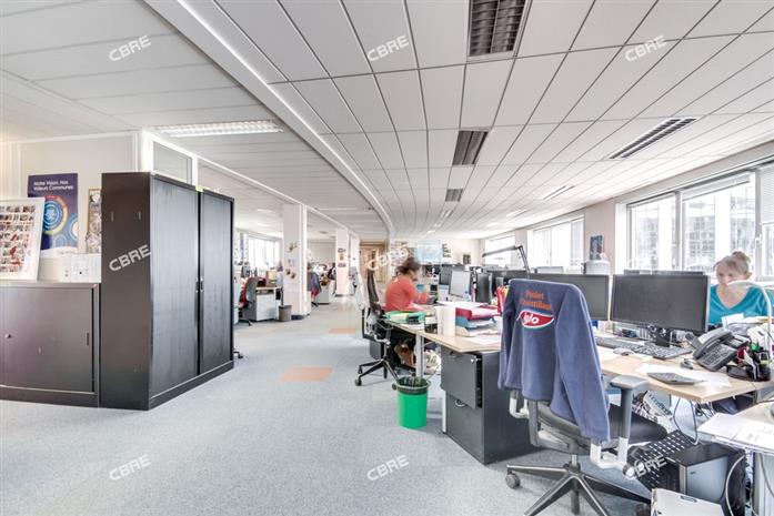 Bureau Location 93160 NOISY LE GRAND