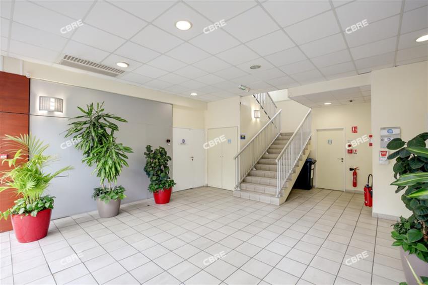 Bureau Location 33700 MERIGNAC 21 AVENUE PYTHAGORE