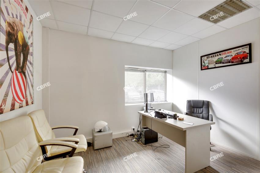 Bureau Location 33700 MERIGNAC 21 AVENUE PYTHAGORE