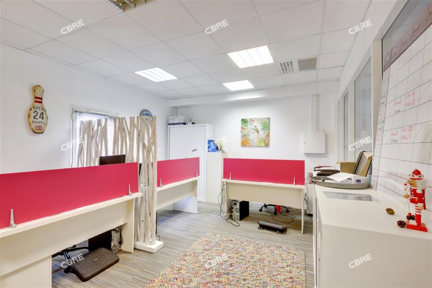 Bureau Location 33700 MERIGNAC 21 AVENUE PYTHAGORE