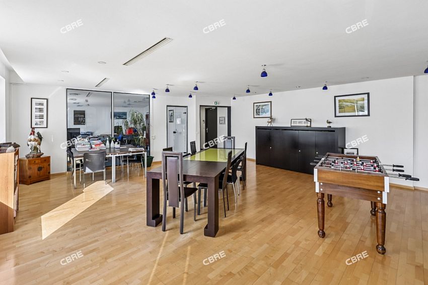 Bureau Location 94220 CHARENTON LE PONT 5 PLACE DES MARSEILLAIS