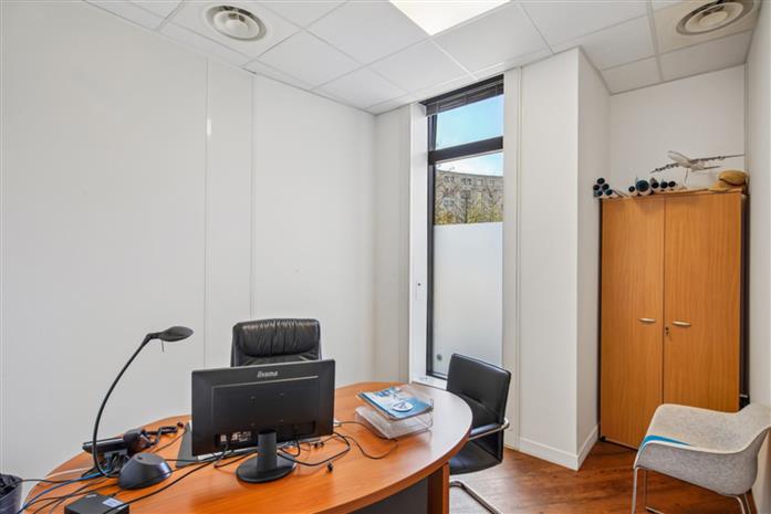 Bureau Location 75014 PARIS 10 PLACE DE CATALOGNE