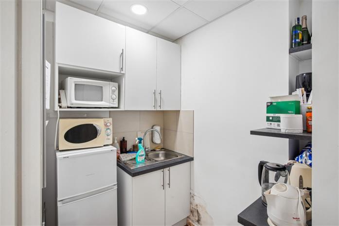 Bureau Location 75014 PARIS 10 PLACE DE CATALOGNE