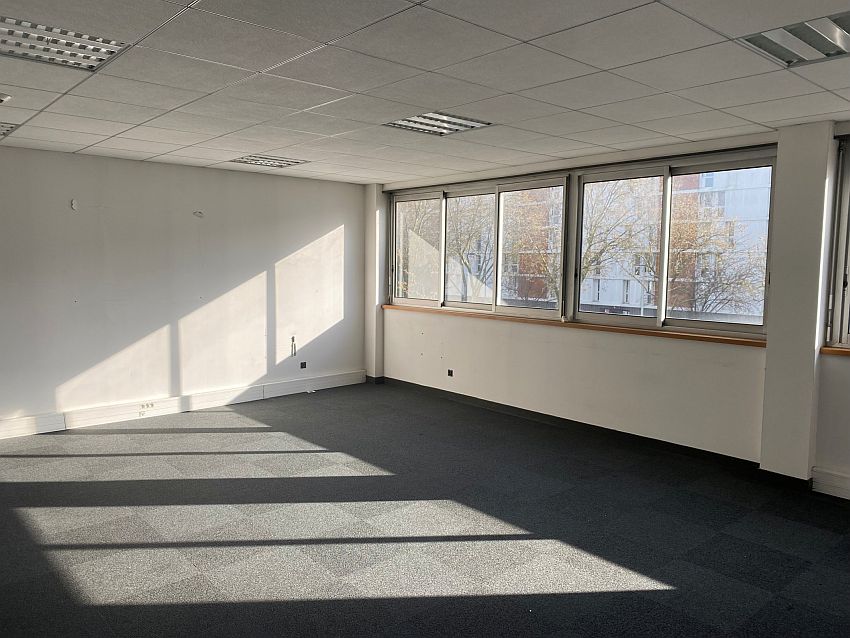 Local d'activités Location 92390 VILLENEUVE LA GARENNE