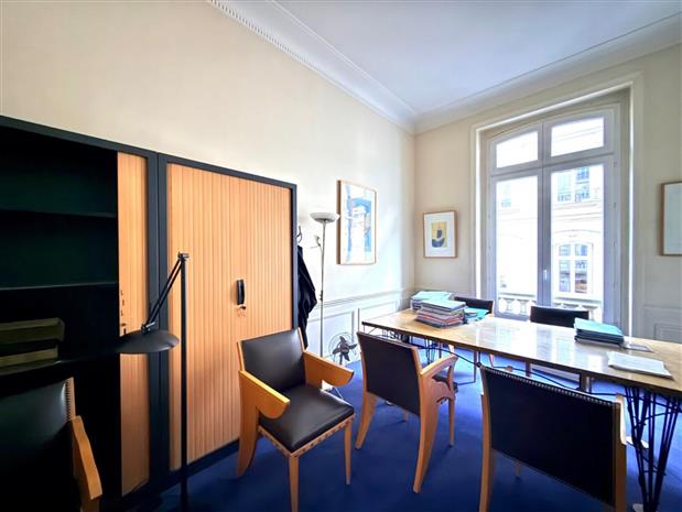 Bureau Location 75008 PARIS 54 RUE DE PONTHIEU