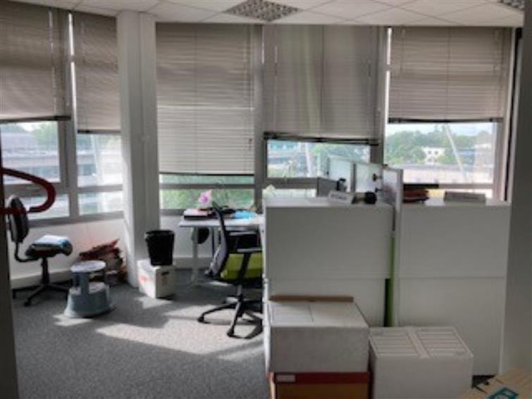 Bureau Location 33600 PESSAC 22 AVENUE LEONARD DE VINCI