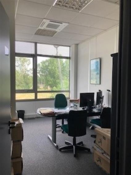 Bureau Location 33600 PESSAC 22 AVENUE LEONARD DE VINCI