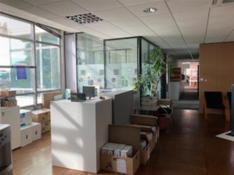 Bureau Location 33600 PESSAC 22 AVENUE LEONARD DE VINCI