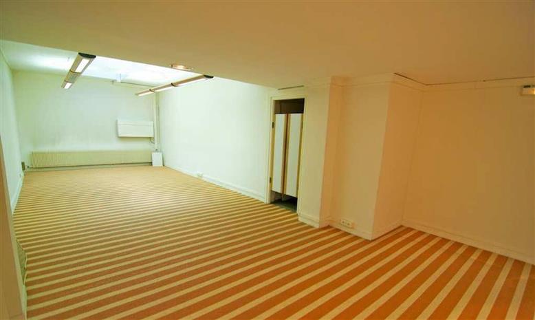 Bureau Location 75116 PARIS 5 RUE KEPLER