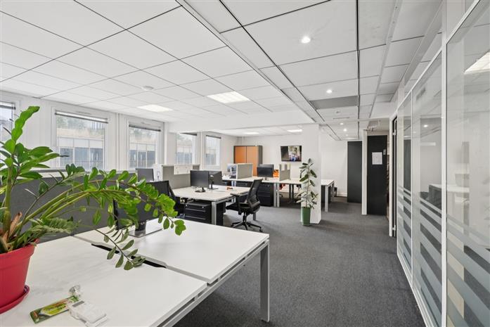 Bureau Location 75008 PARIS 25 RUE DE PONTHIEU