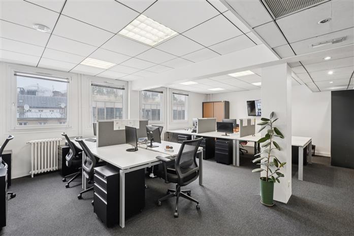 Bureau Location 75008 PARIS 25 RUE DE PONTHIEU