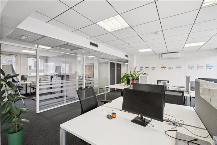Bureau Location 75008 PARIS 25 RUE DE PONTHIEU