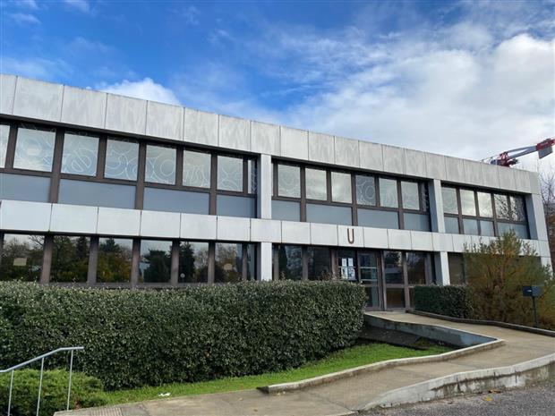 Chargement de l'image...