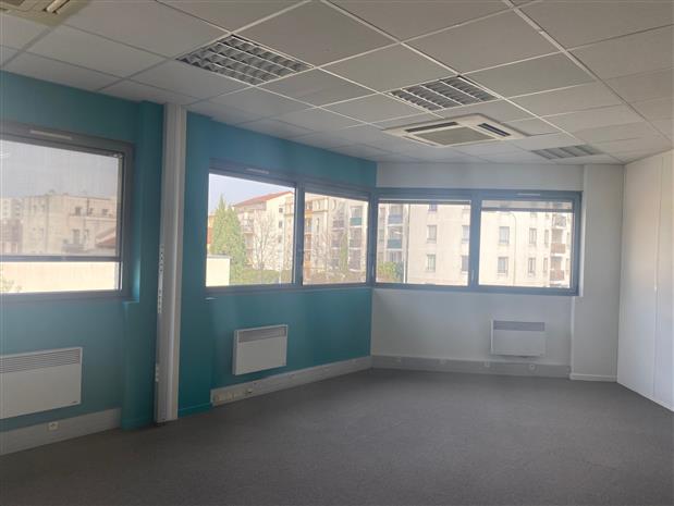 Bureau Location 69008 LYON 28-30 RUE PRESIDENT PAUL KRUGER