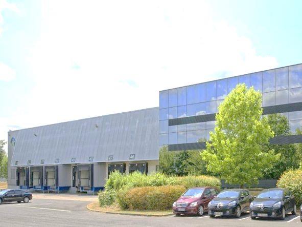 Entrepôt / Local d'activités Location 77176 SAVIGNY LE TEMPLE