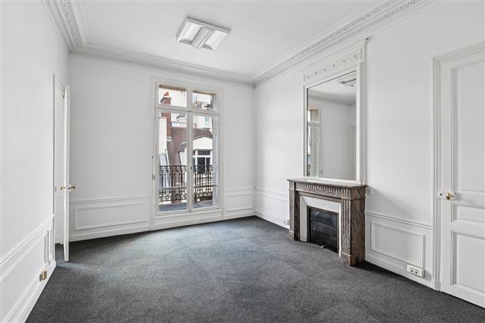 Bureau Location 75008 PARIS 1 RUE DE PENTHIEVRE